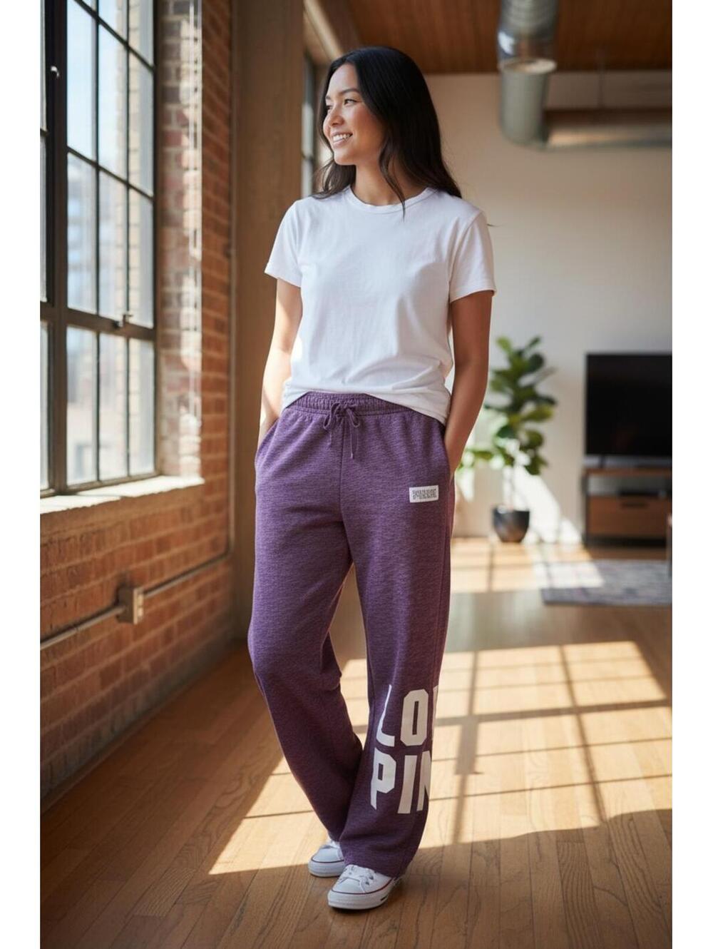 Victoria's Secret PINK Purple Lounge Pants with LOVE PINK Print SZ XS